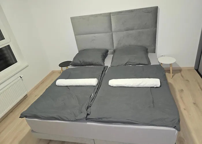 Luxury Rinok * Raca