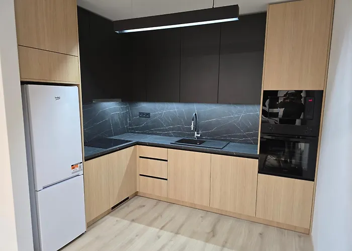 Luxury Rinok Gasthuis Raca